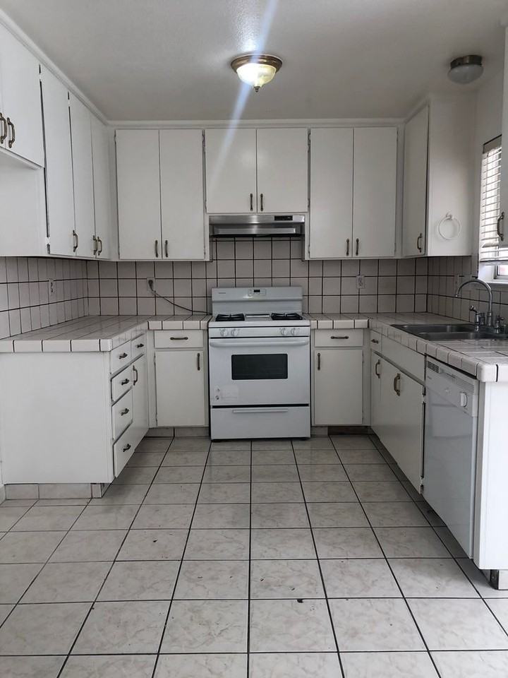 2111 Joynichole Dr - Photo 6 of 23