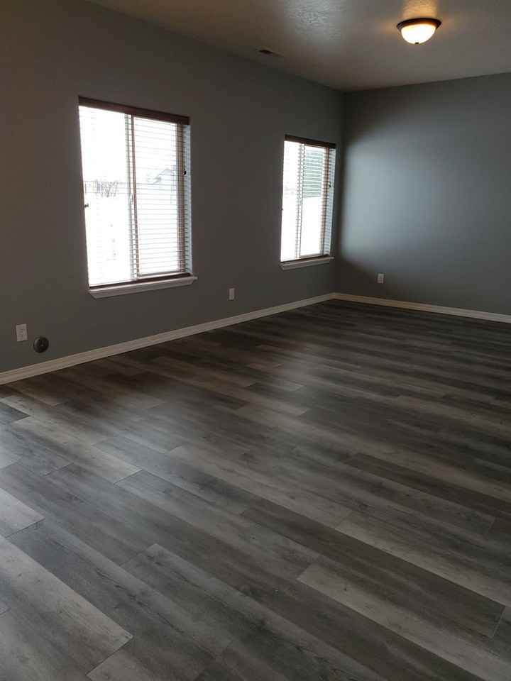 4615 W Princetown Ln - Photo 6 of 24