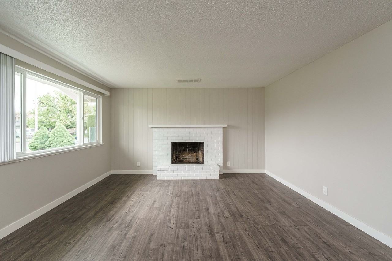 104 Ne 121st Ave - Photo 5 of 35