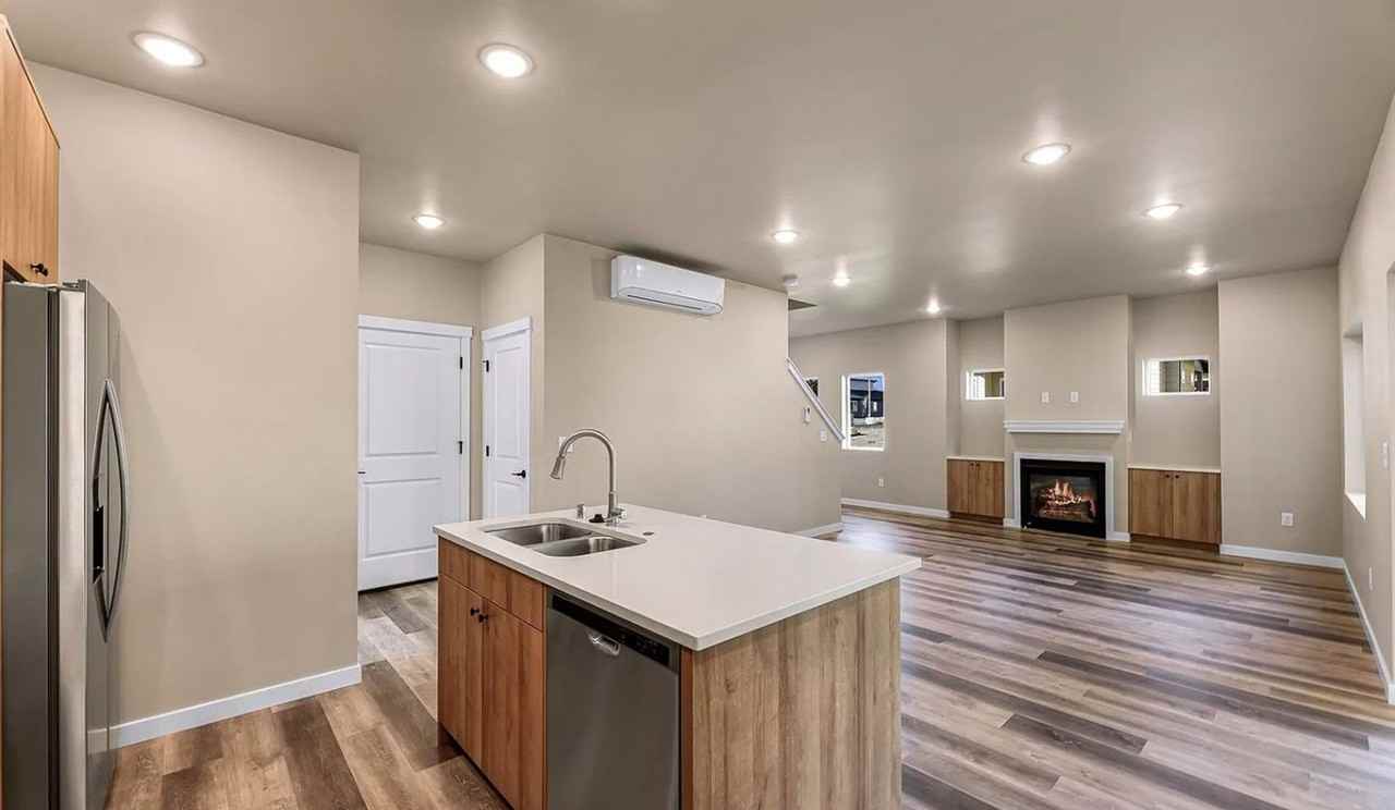 2855 Sandwood Ln - Photo 5 of 24