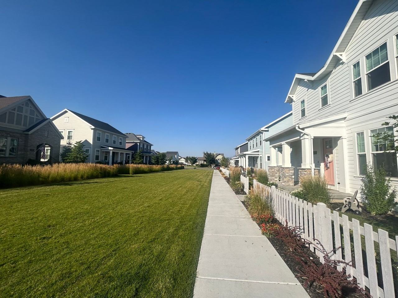 10682 S Kestrel Rise Rd - Photo 3 of 46