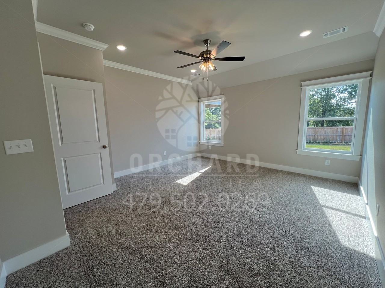 1052 Silver Birch St - Photo 6 of 14