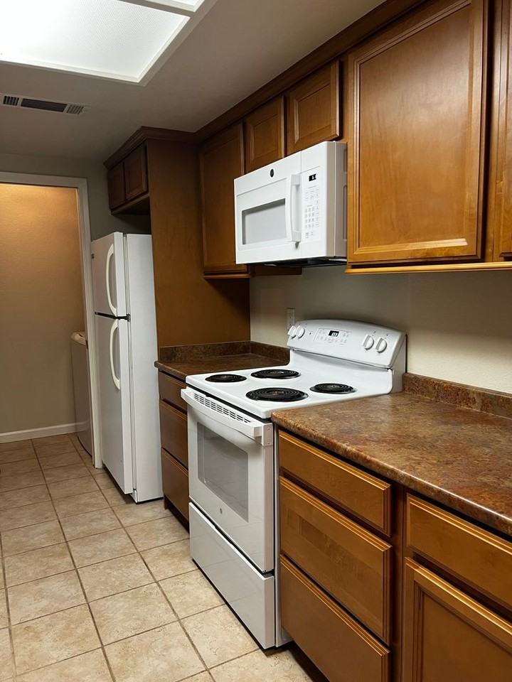 207 New York Ranch Rd #A - Photo 7 of 14