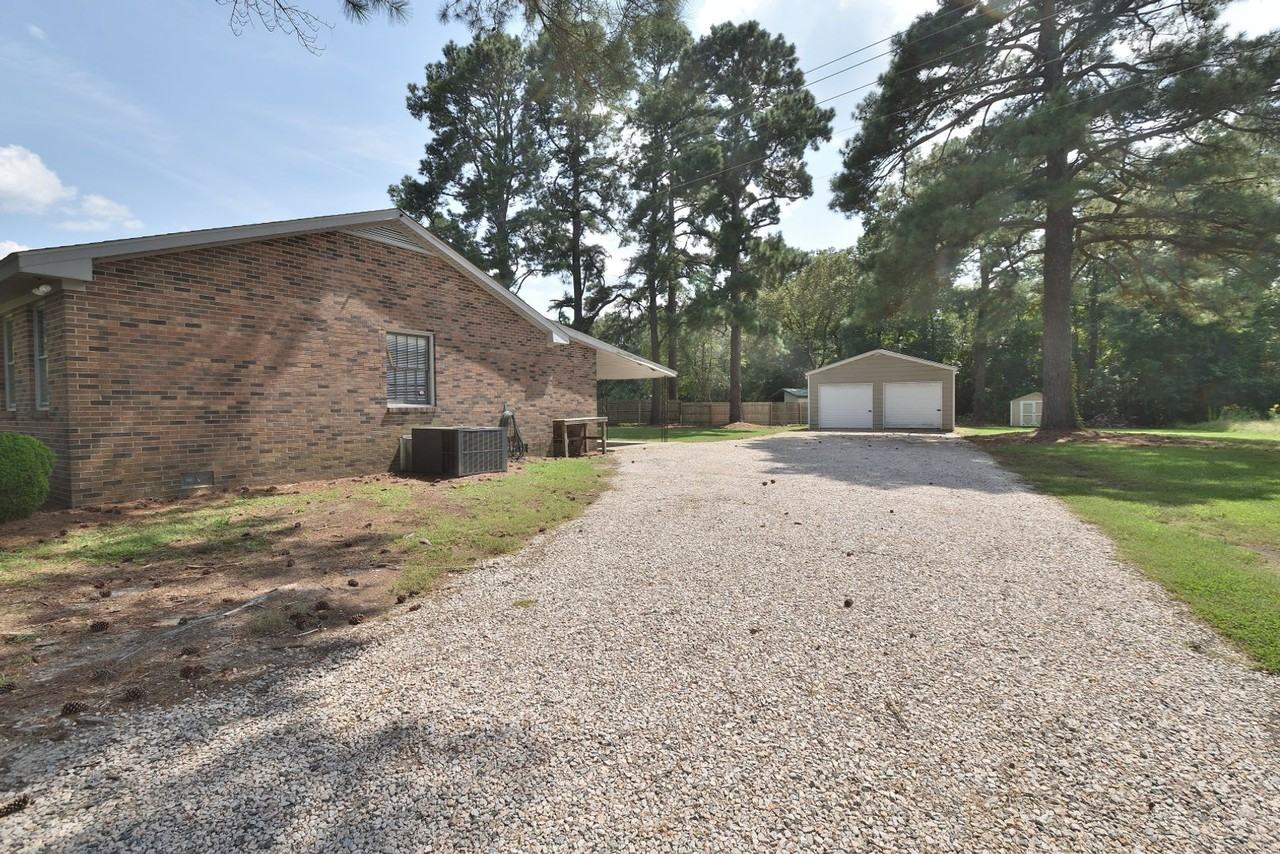 9906 Red Oak Blvd - Photo 3 of 15