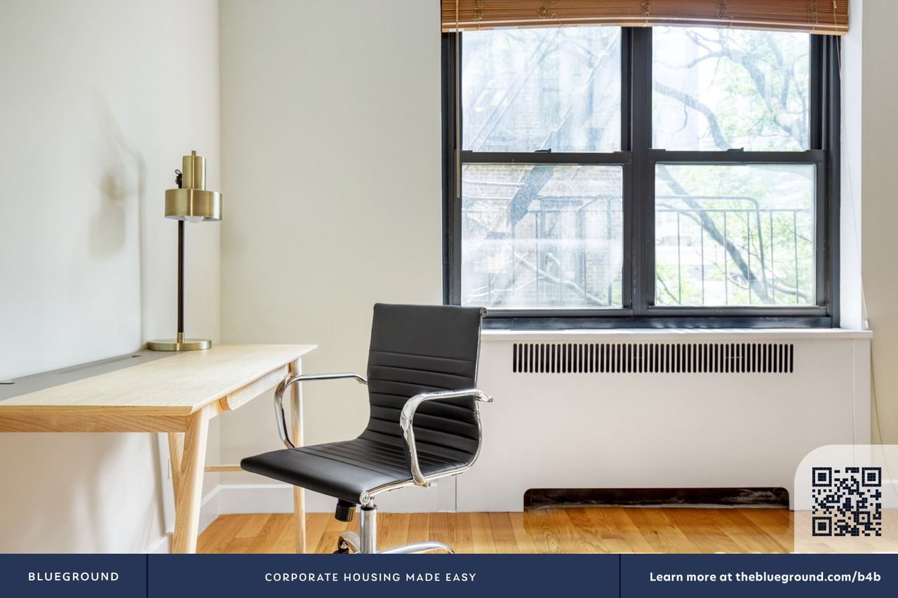 252 East 61st Street - Photo 6 of 21