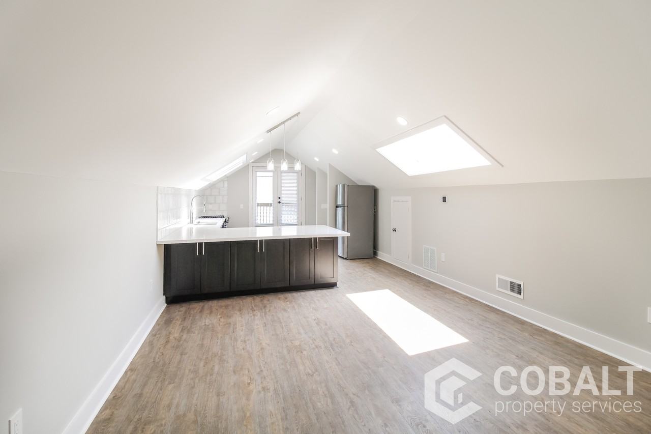 631 Seminole Ave Ne #B - Photo 5 of 31