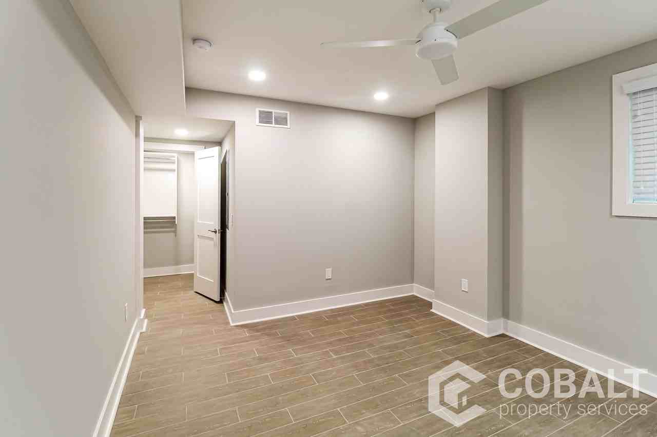 631 Seminole Ave Ne #C - Photo 7 of 25