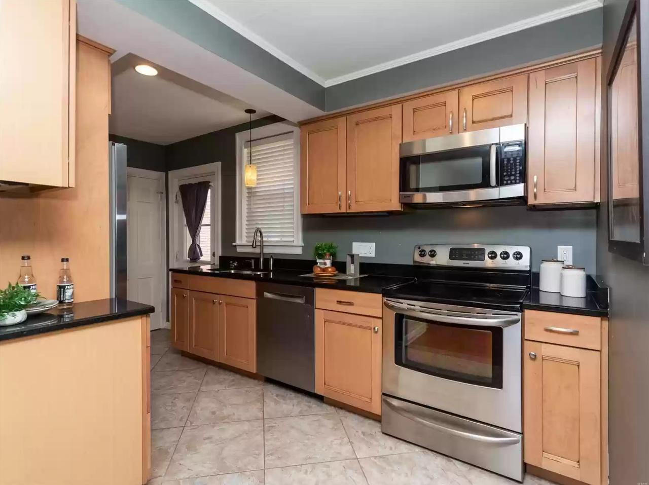 8739 White Ave #NA - Photo 7 of 23