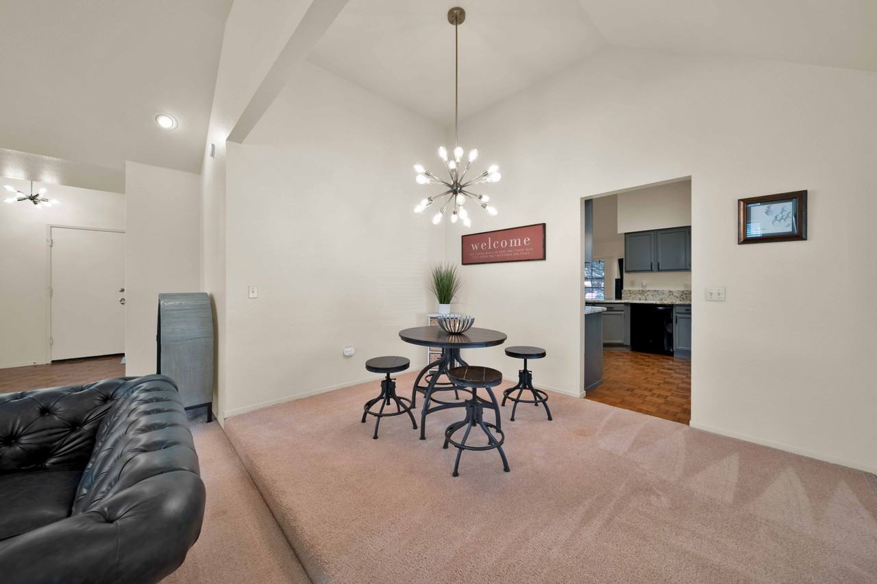 3622 Canterbury Dr #NA - Photo 6 of 28