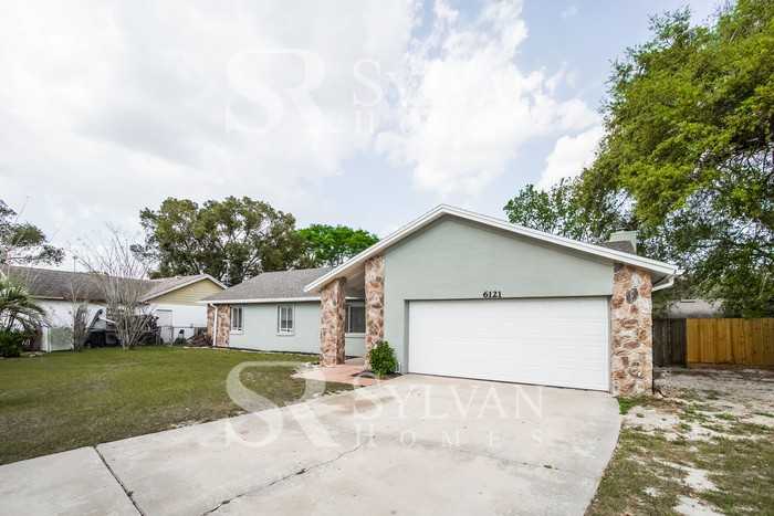 6121 Centennial Dr - Photo 3 of 16