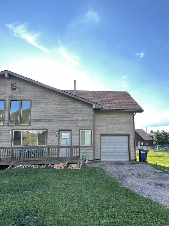 540 Forest Edge Cir #A - Photo 2 of 10