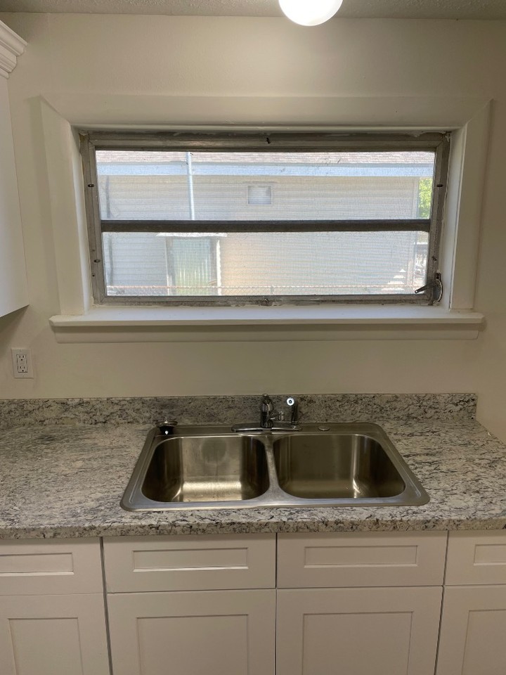 805 West Dr #NA - Photo 6 of 21
