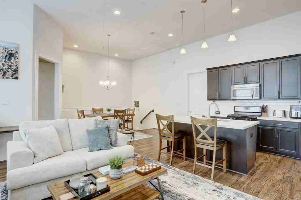 64 N Hutcheson St #NA - Photo 7 of 13