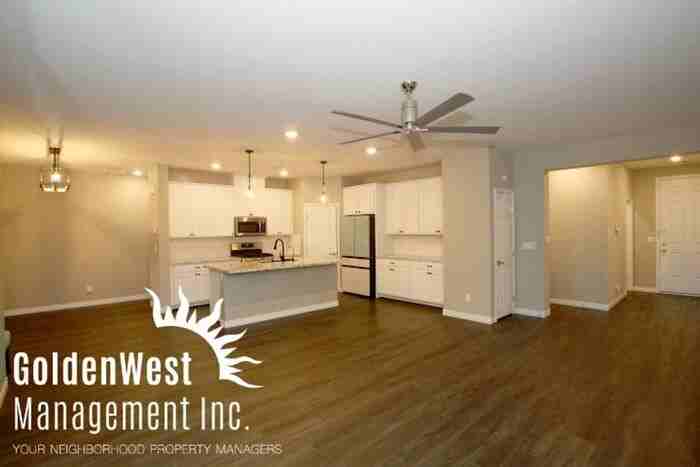 6539 Smithville Ave - Photo 2 of 24