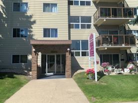 Terwillegar Park Manor - Photo 1 of 1