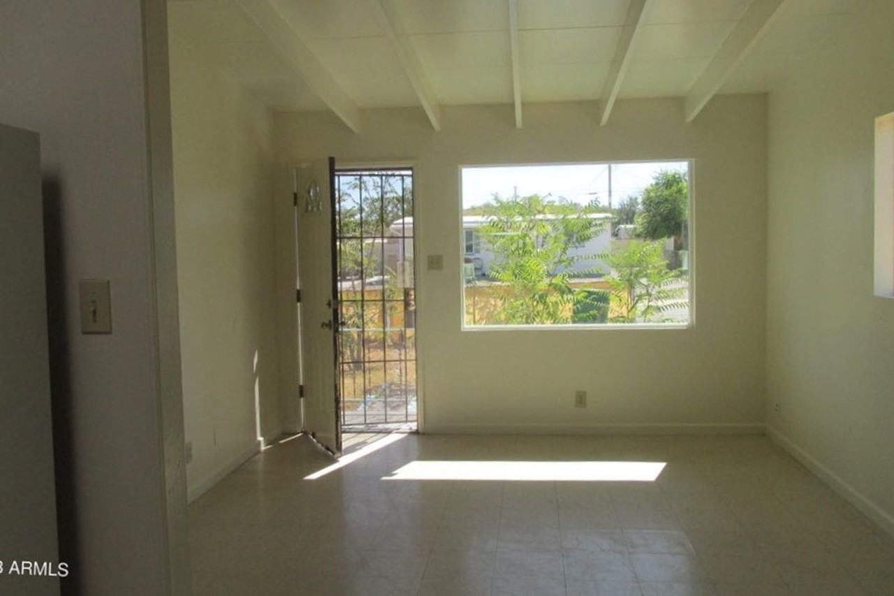 113 Navajo Street - Photo 2 of 8