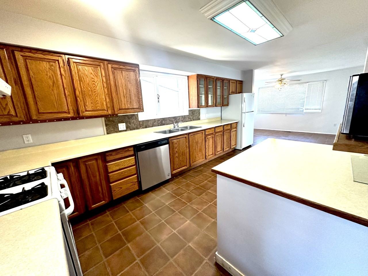 2737 Budd Rd #A - Photo 3 of 24