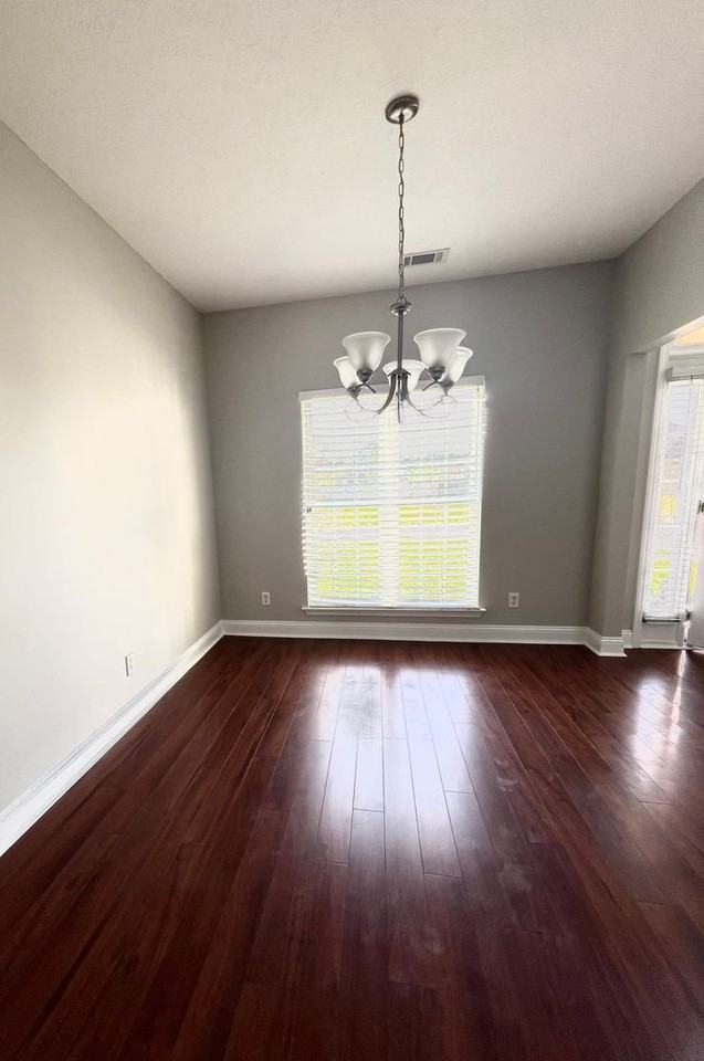 164 Scarlett Ln - Photo 4 of 14