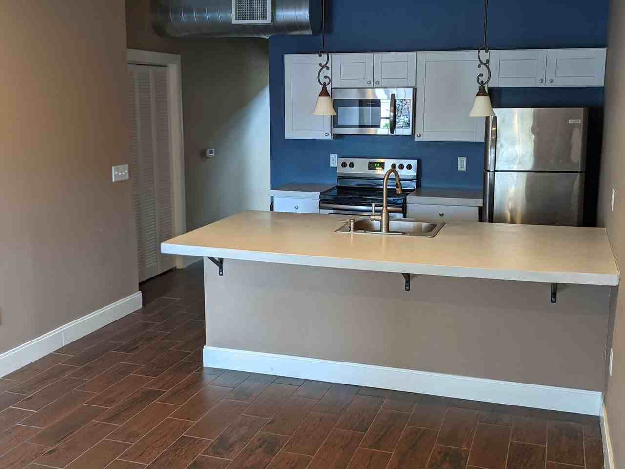 254 North St - Photo 3 of 9