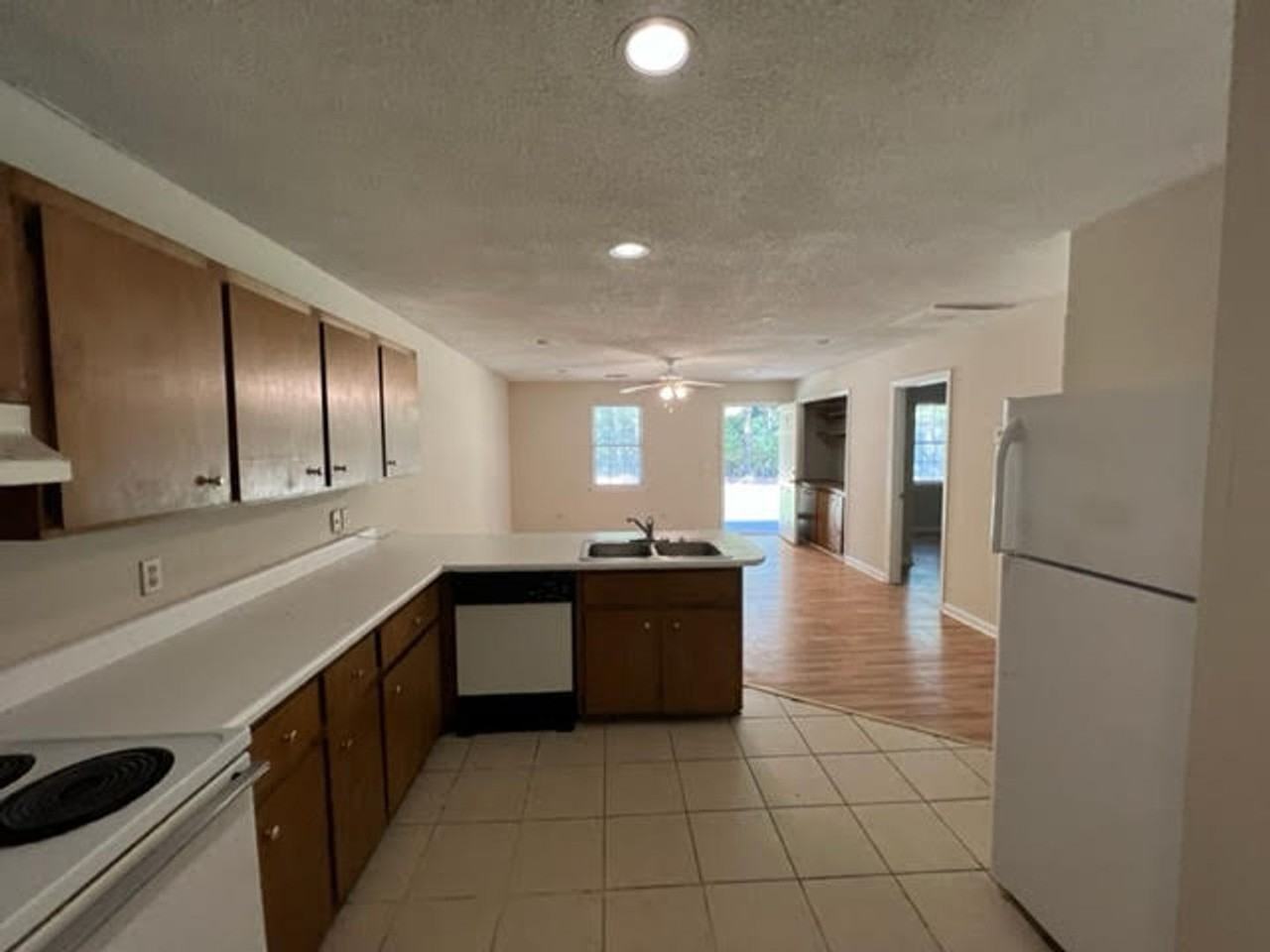 128 Billy Mikell Rd. - Photo 2 of 11