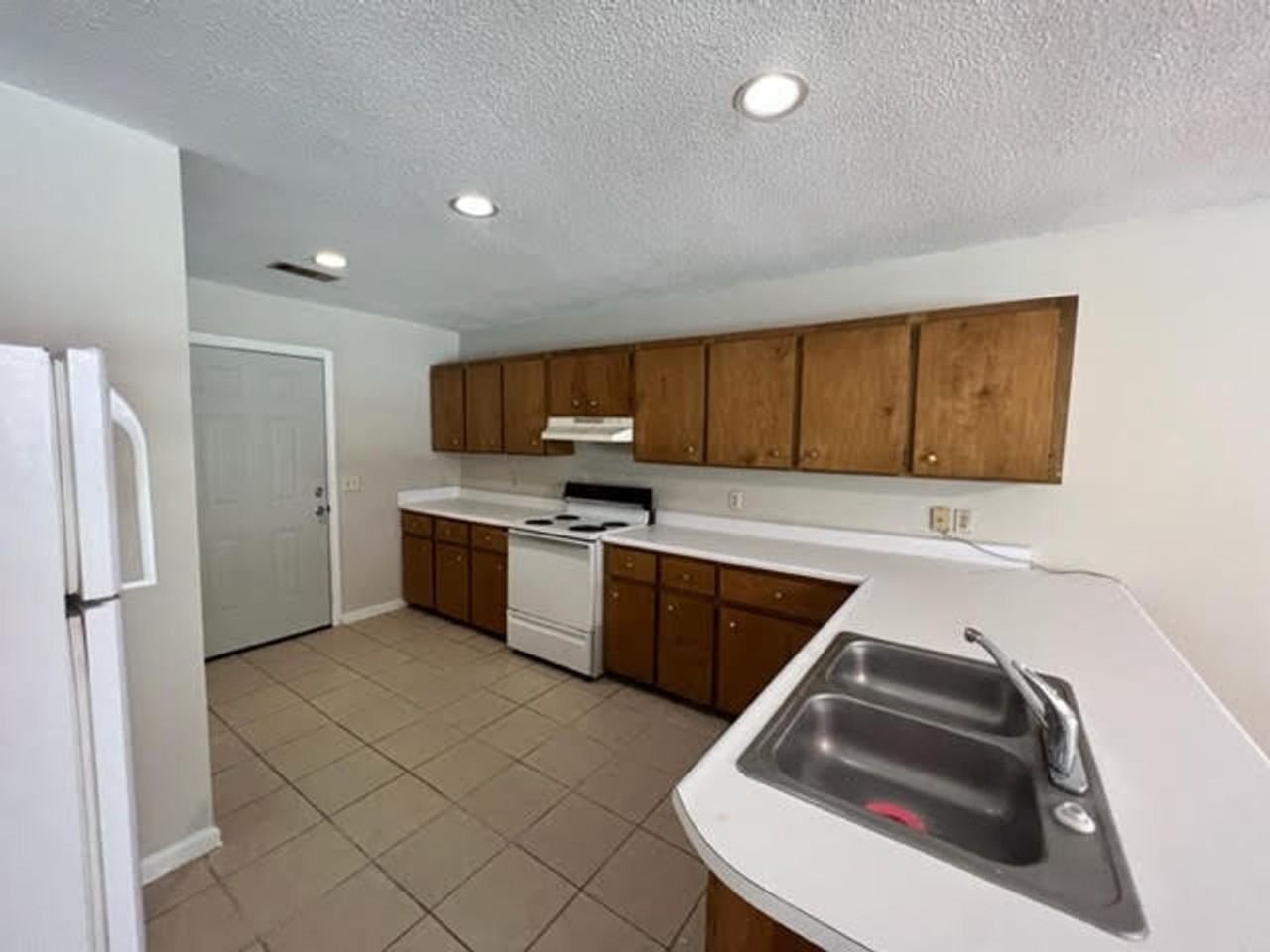 128 Billy Mikell Rd. - Photo 3 of 11