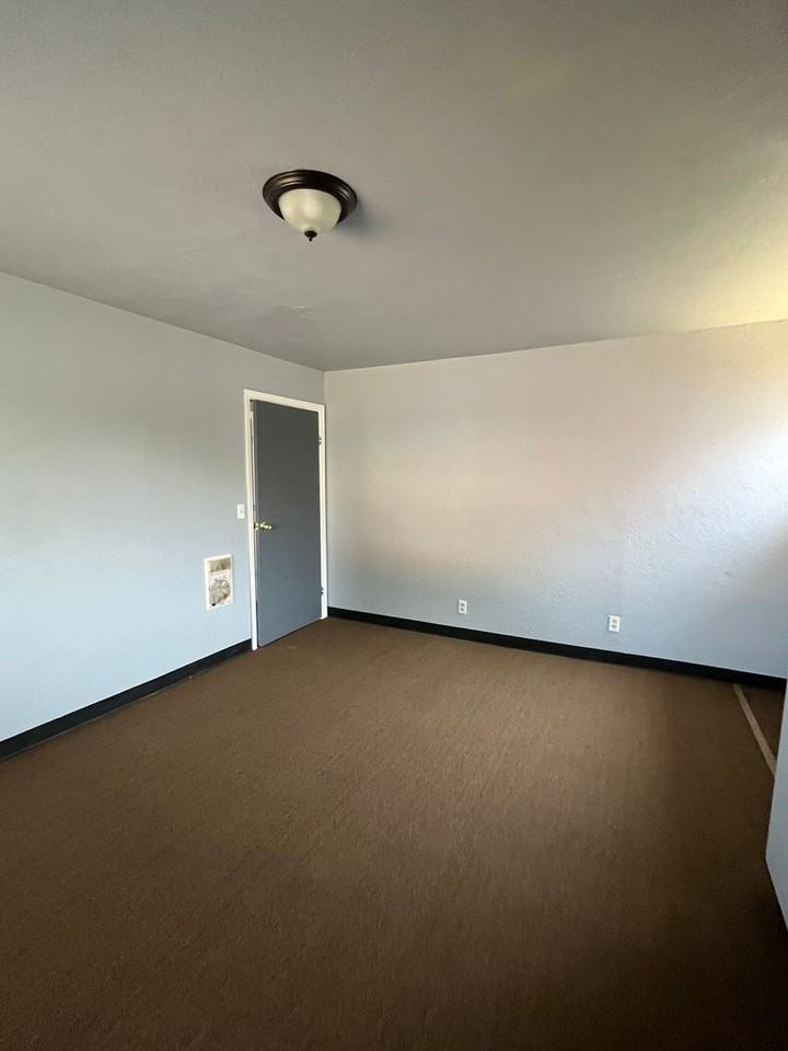 6049 Highway 39 - Photo 2 of 11