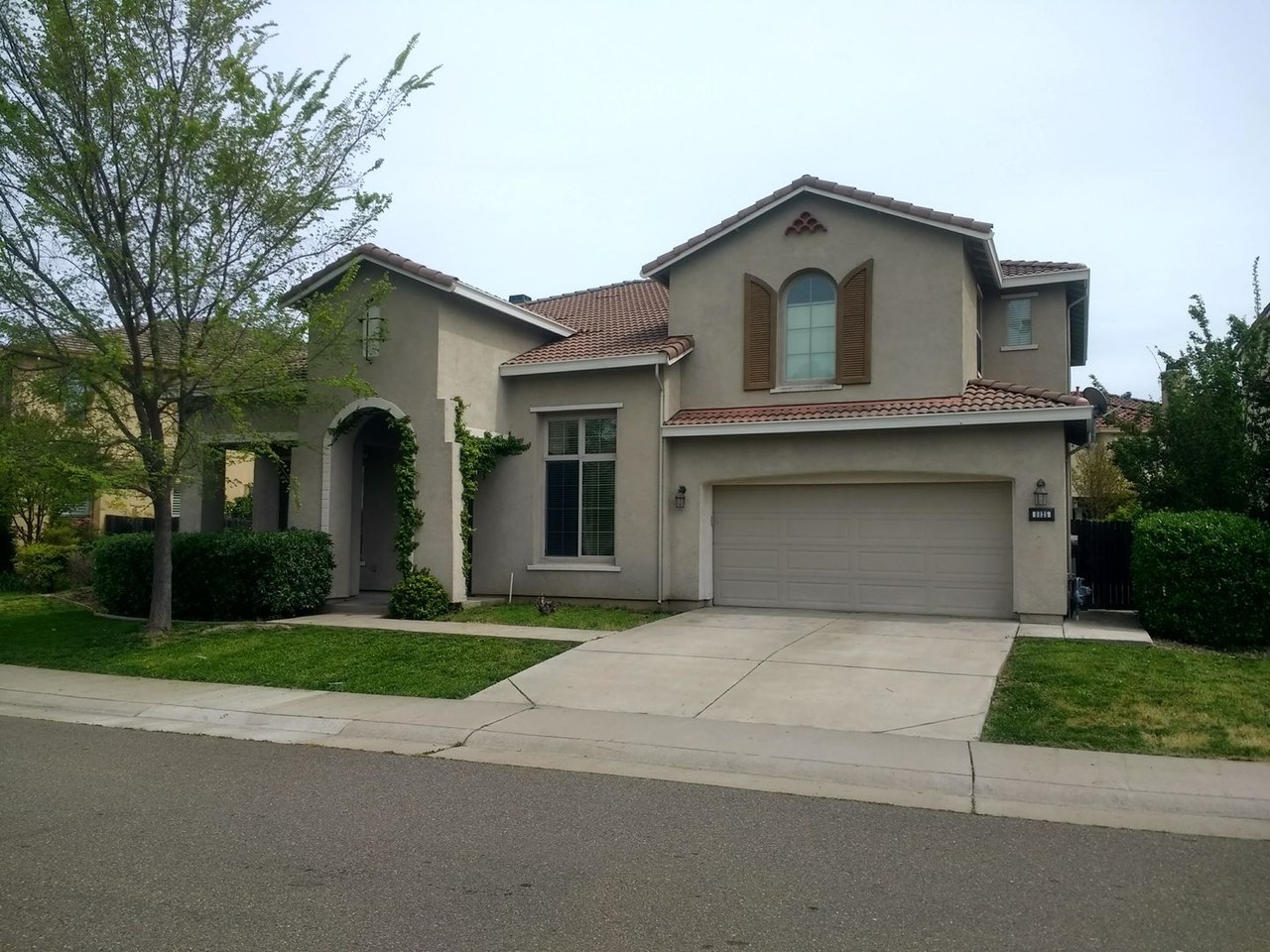 9835 Peters Ranch Way - Photo 3 of 29