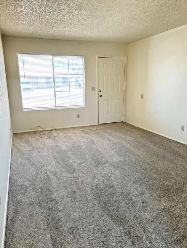 9007 W Malapai Dr - Photo 4 of 18