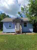 featured image of 2509 Elaine St