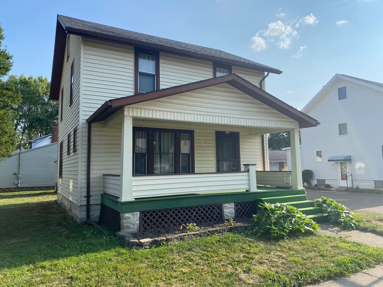 324 Minnich Ave Nw - Photo 2 of 18