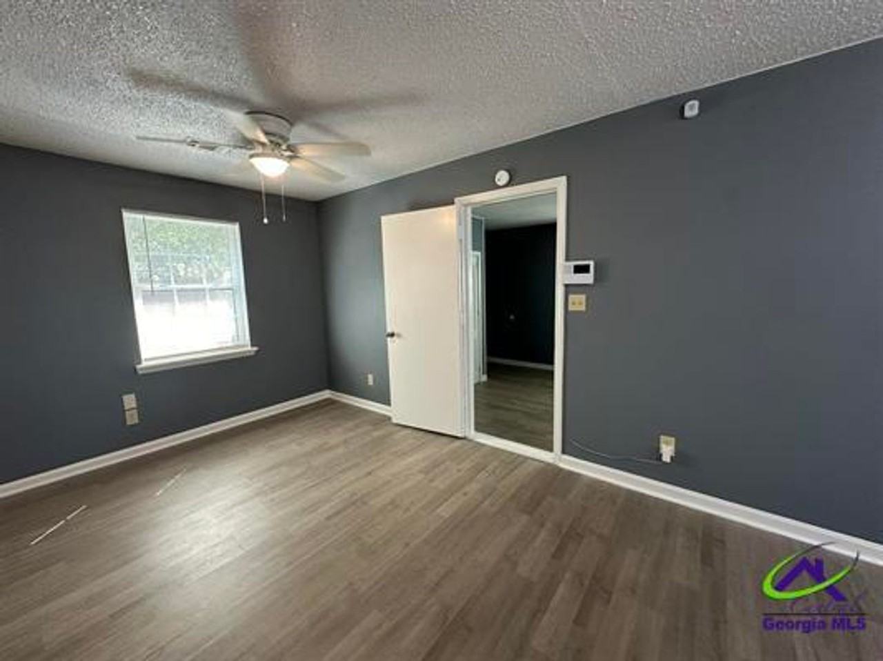 503 Coventry Ct - Photo 7 of 17