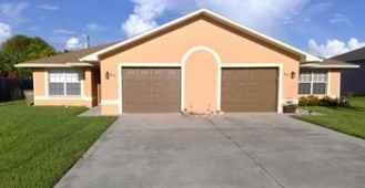 4120 Southwest 7th Place - Photo 1 of 1