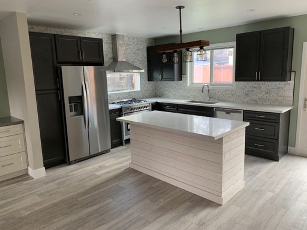 2020 Belmont Rd - Photo 4 of 21