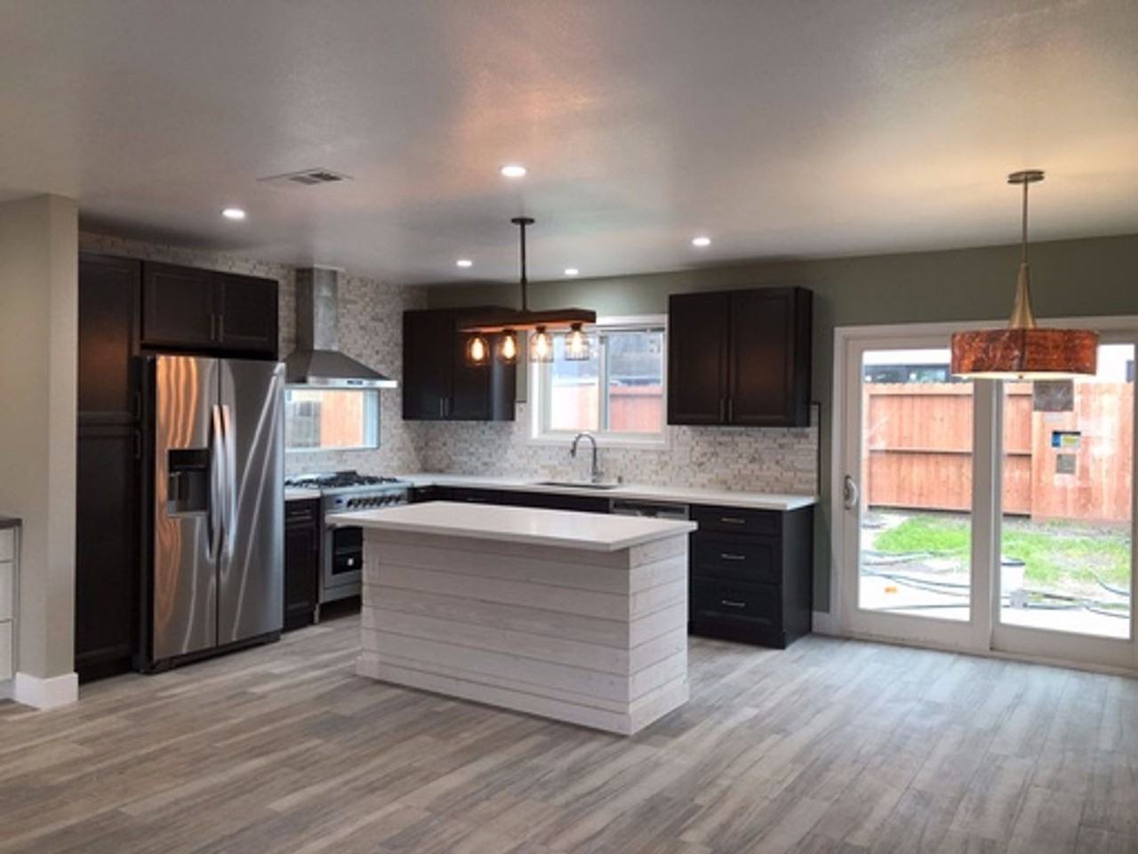 2020 Belmont Rd - Photo 6 of 21
