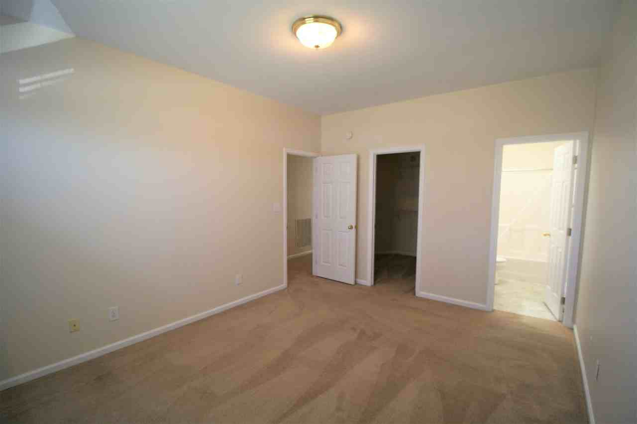 2784 Gateway Park Ln - Photo 3 of 24