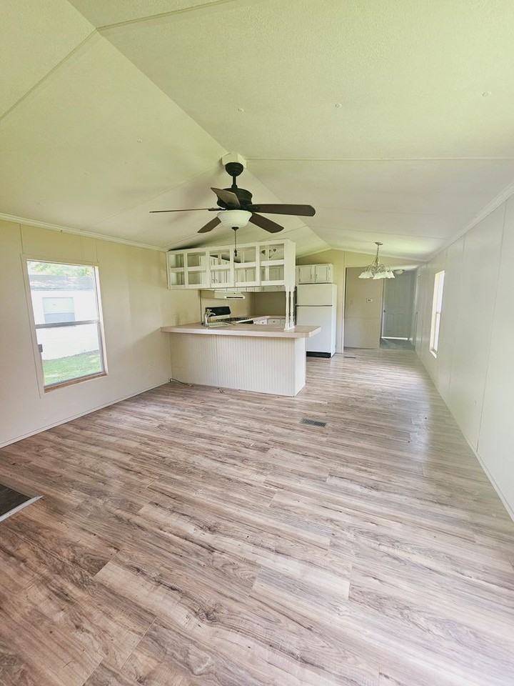 Rainbow Valley MHP - Photo 2 of 9