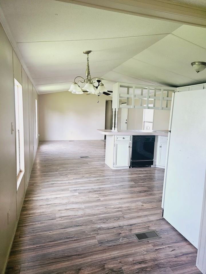 Rainbow Valley MHP - Photo 3 of 9