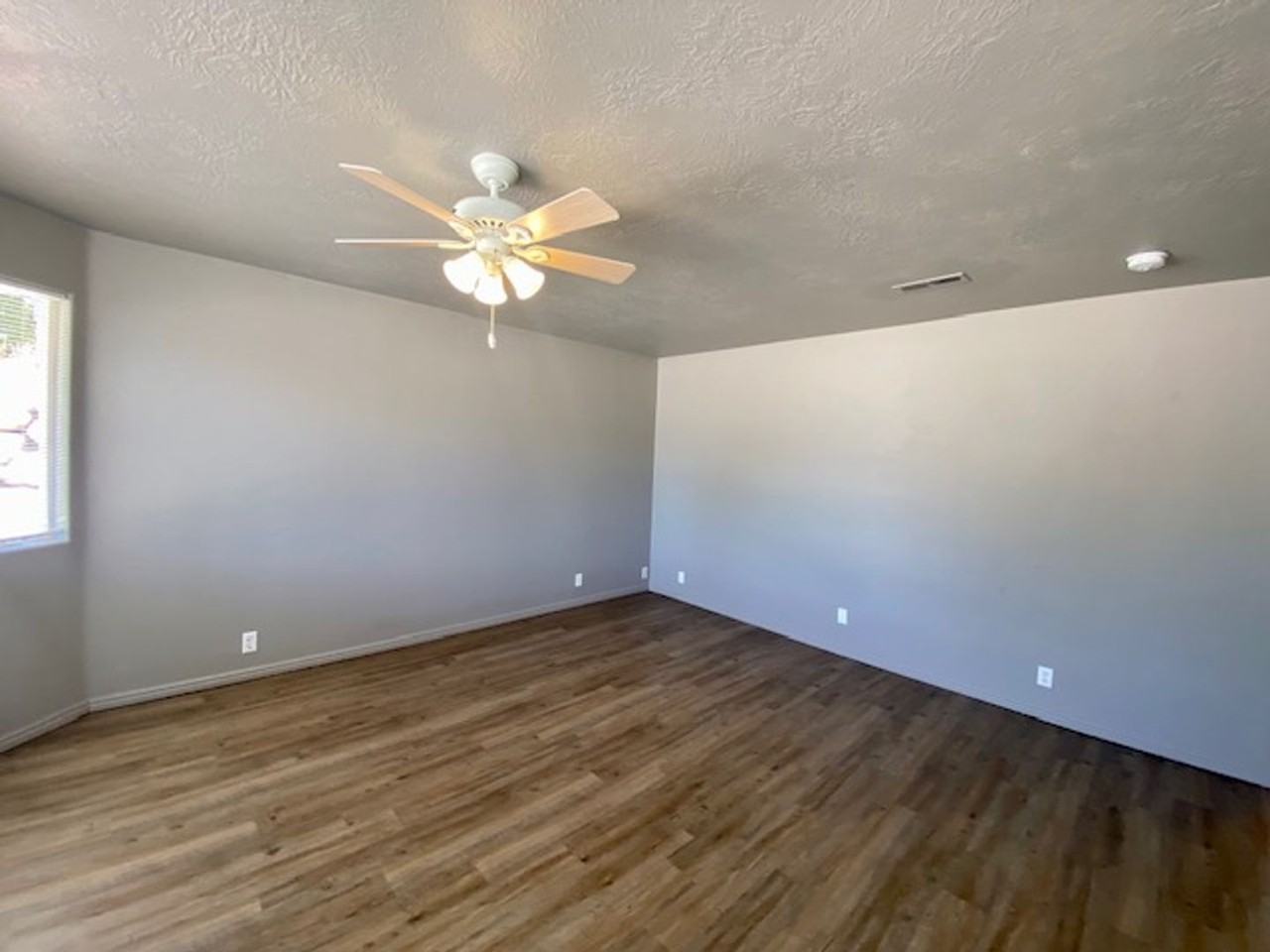 76 East Center Street - Photo 2 of 24