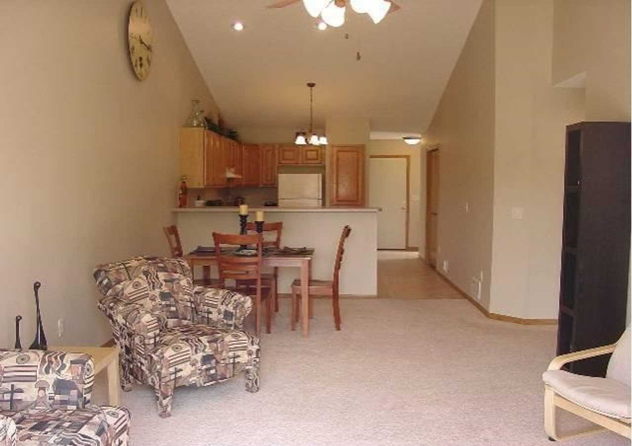 1415 Broadway - Photo 3 of 11