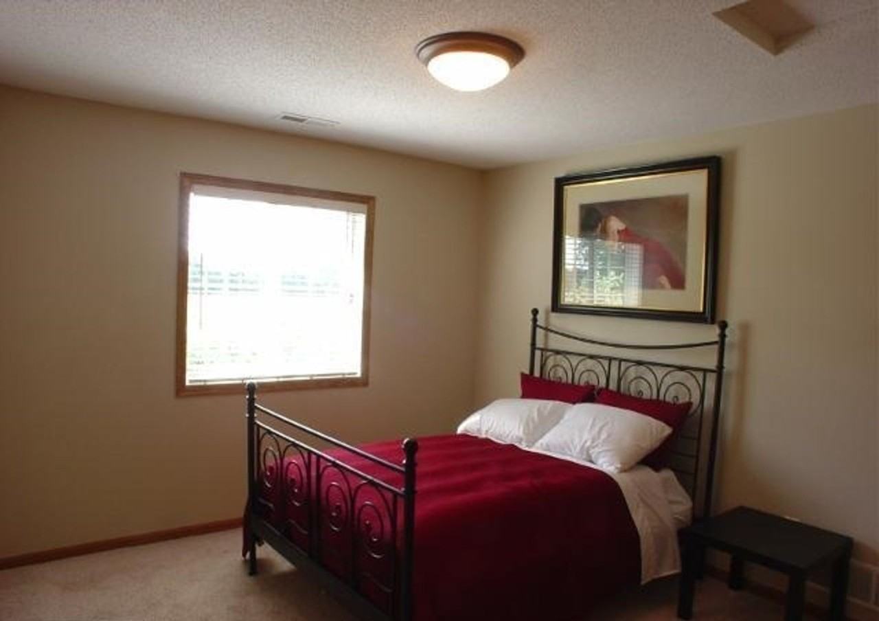 1415 Broadway - Photo 5 of 7