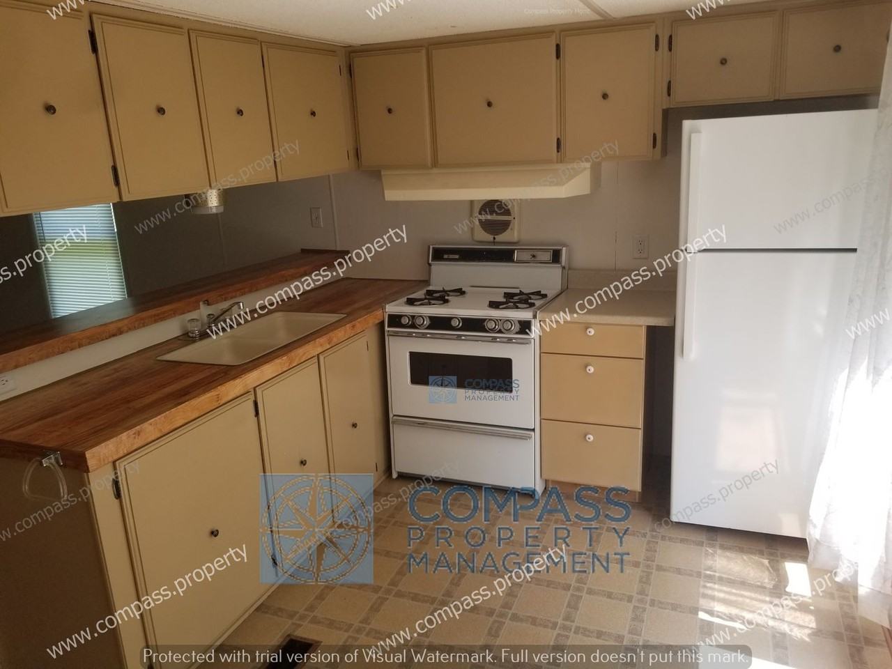 385 Hill Rd - Photo 2 of 15