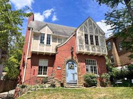 featured image of 2910 Erie Ave