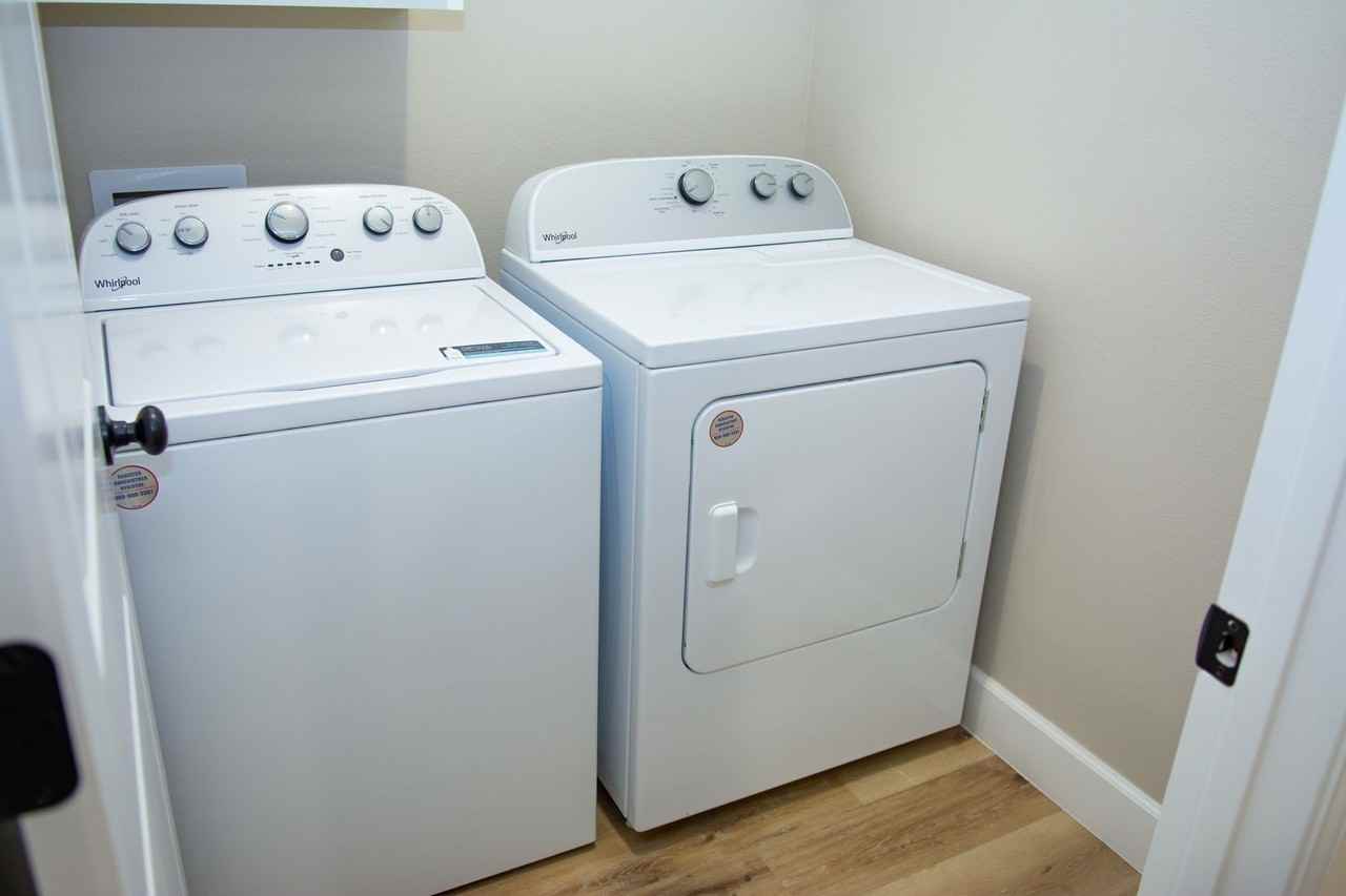 430 Blue Springs Street - Photo 7 of 9