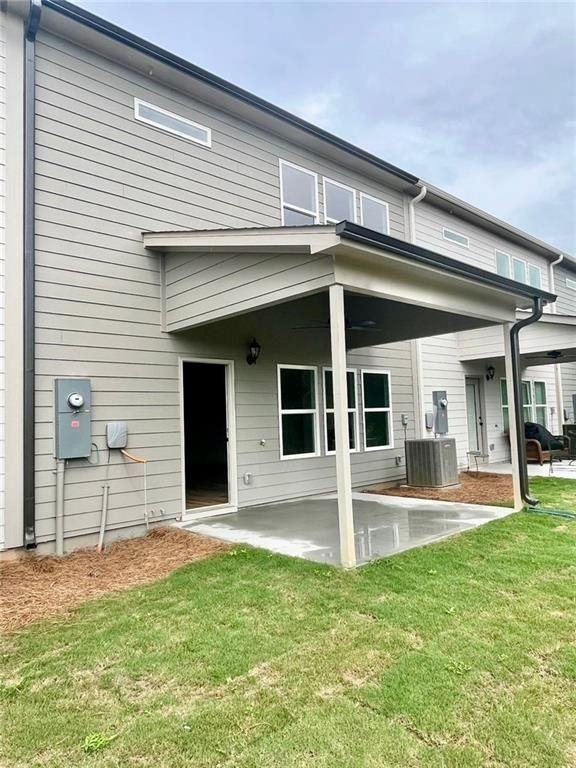 336 Mountain Blvd ##27 - Photo 2 of 22