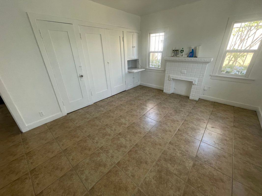 8516 Santa Fe Ave - Photo 2 of 10