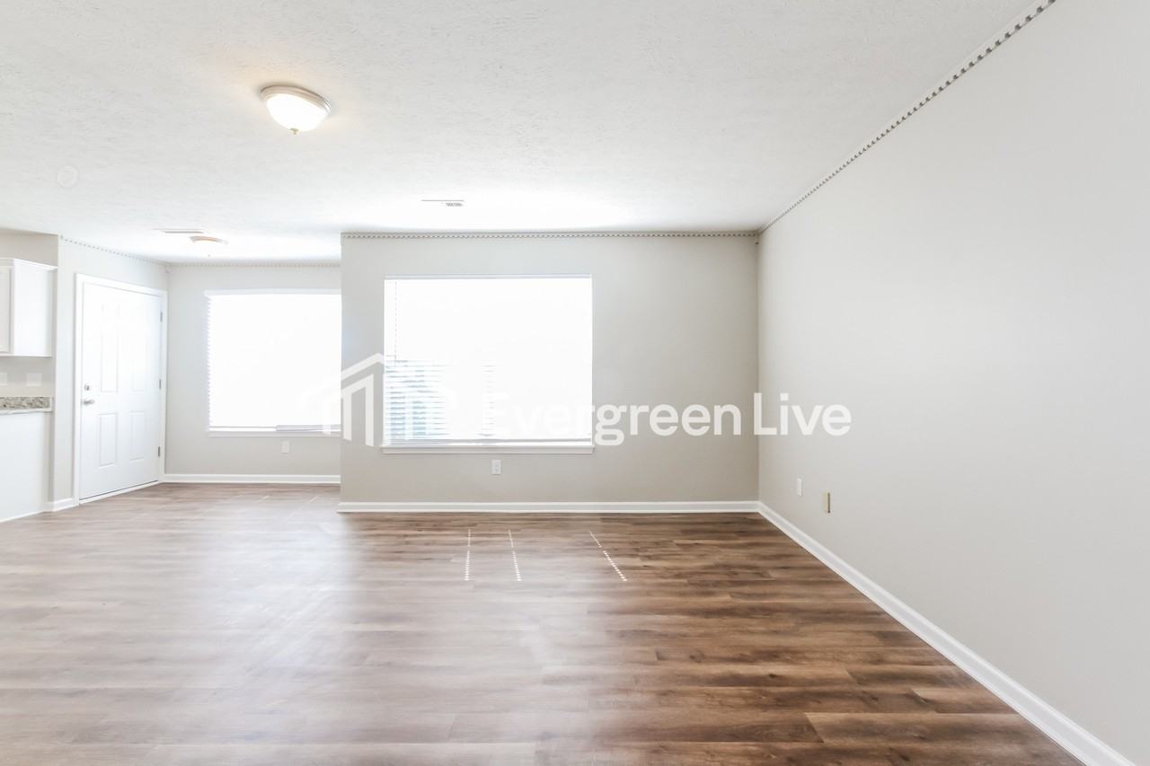 538 Fisher Creek Dr - Photo 4 of 15