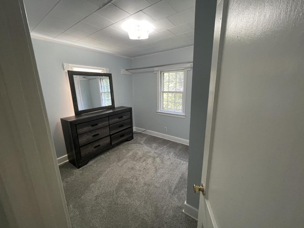 707 South Pine Street - Photo 5 of 6