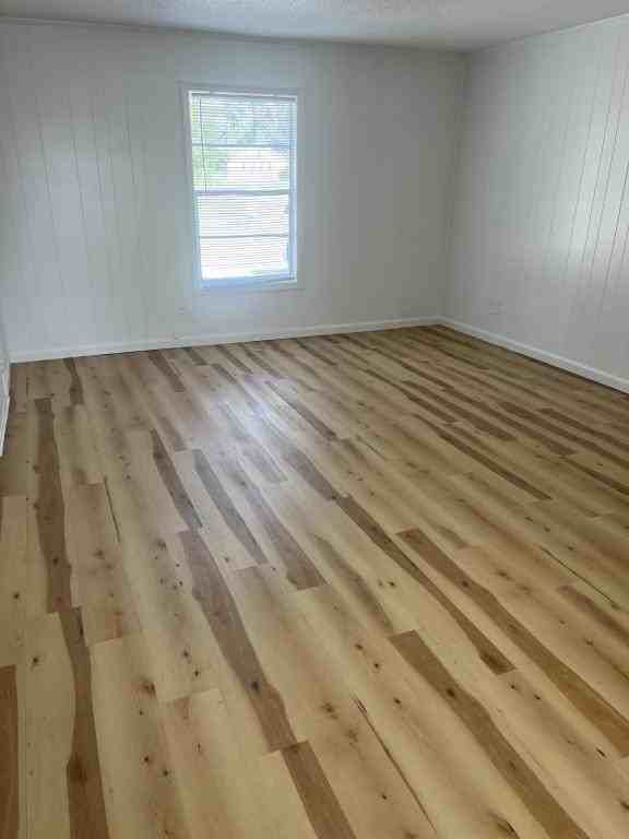 713 N Coffee Rd - Photo 5 of 15