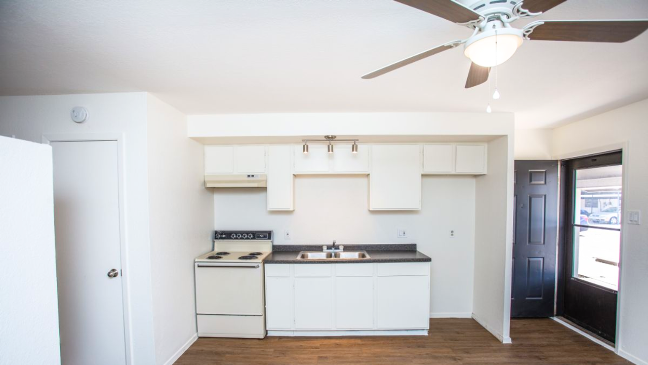 Mary Jane Apartments - Photo 5 of 25