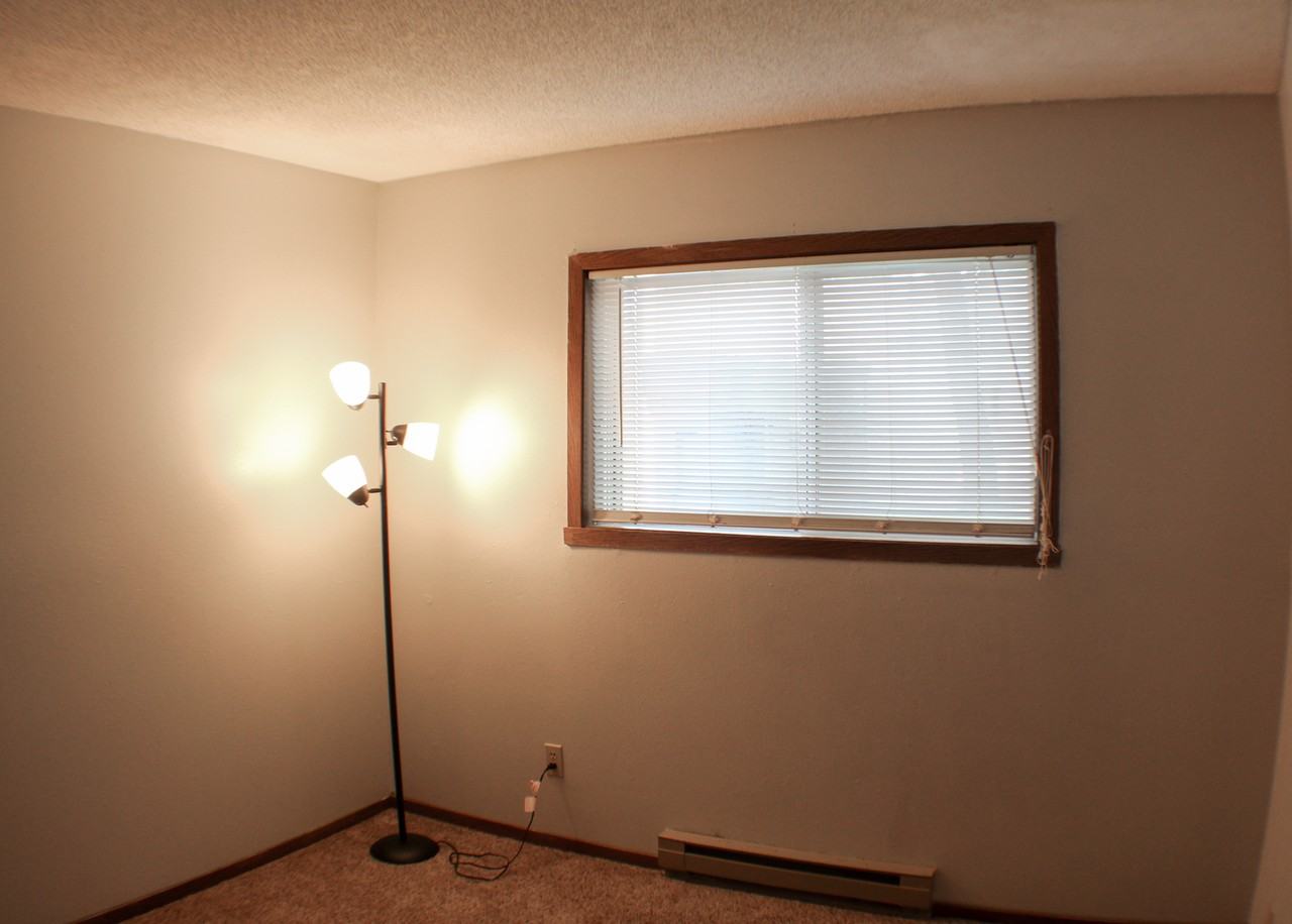 3325 18th St S - Photo 3 of 30